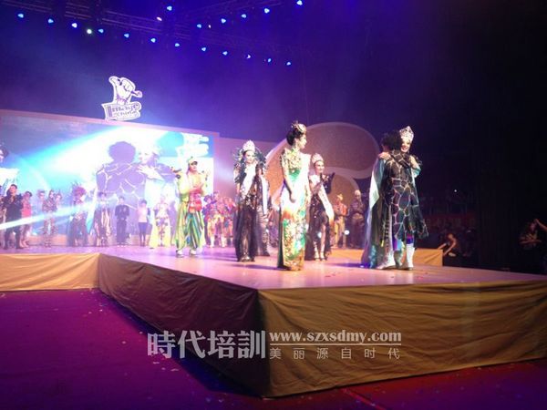 中国好形象特邀时代美容美发化妆学校参加开播盛典