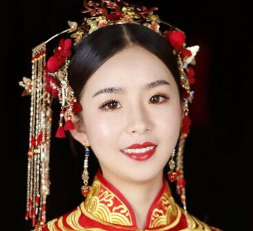 东莞学化妆学费一般多少钱，要学多久_化妆培训学校